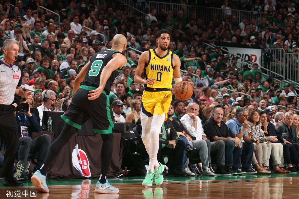 归让皇马边 归让皇马边