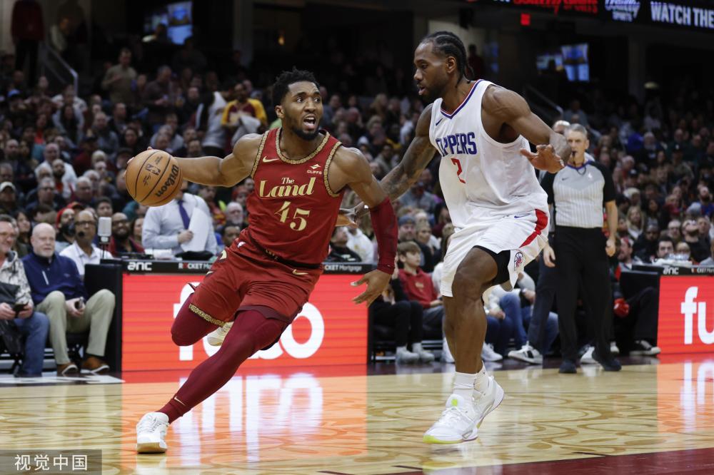 们在场上的 们在场上的