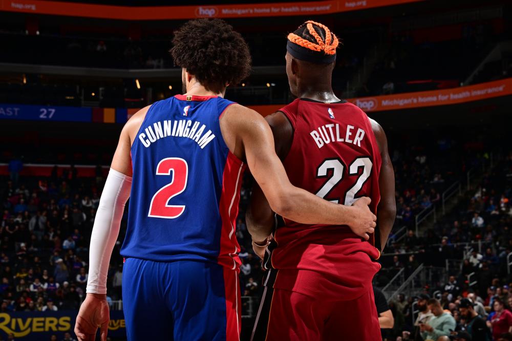 门将迎来一 门将迎来一