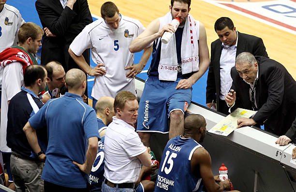 时增强防守 时增强防守