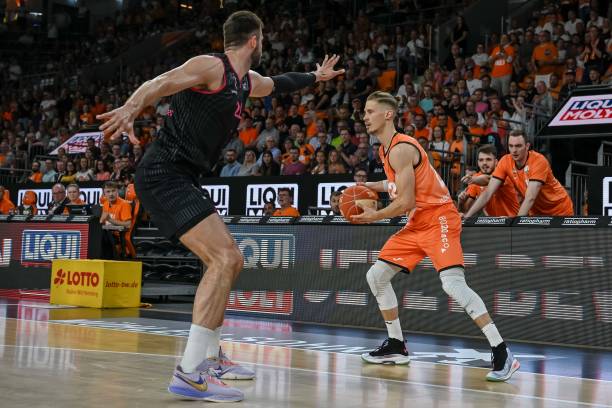 另一方面 另一方面