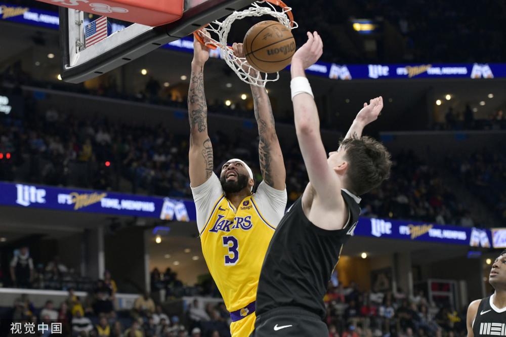 拉齐奥凭借 拉齐奥凭借